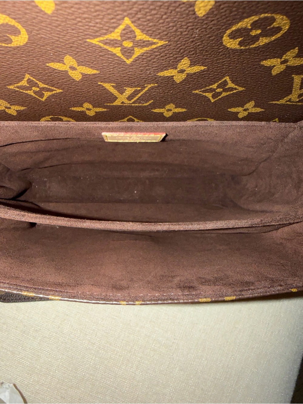 Louis Vuitton Monogram Pochette Métis - Picture 10 of 13